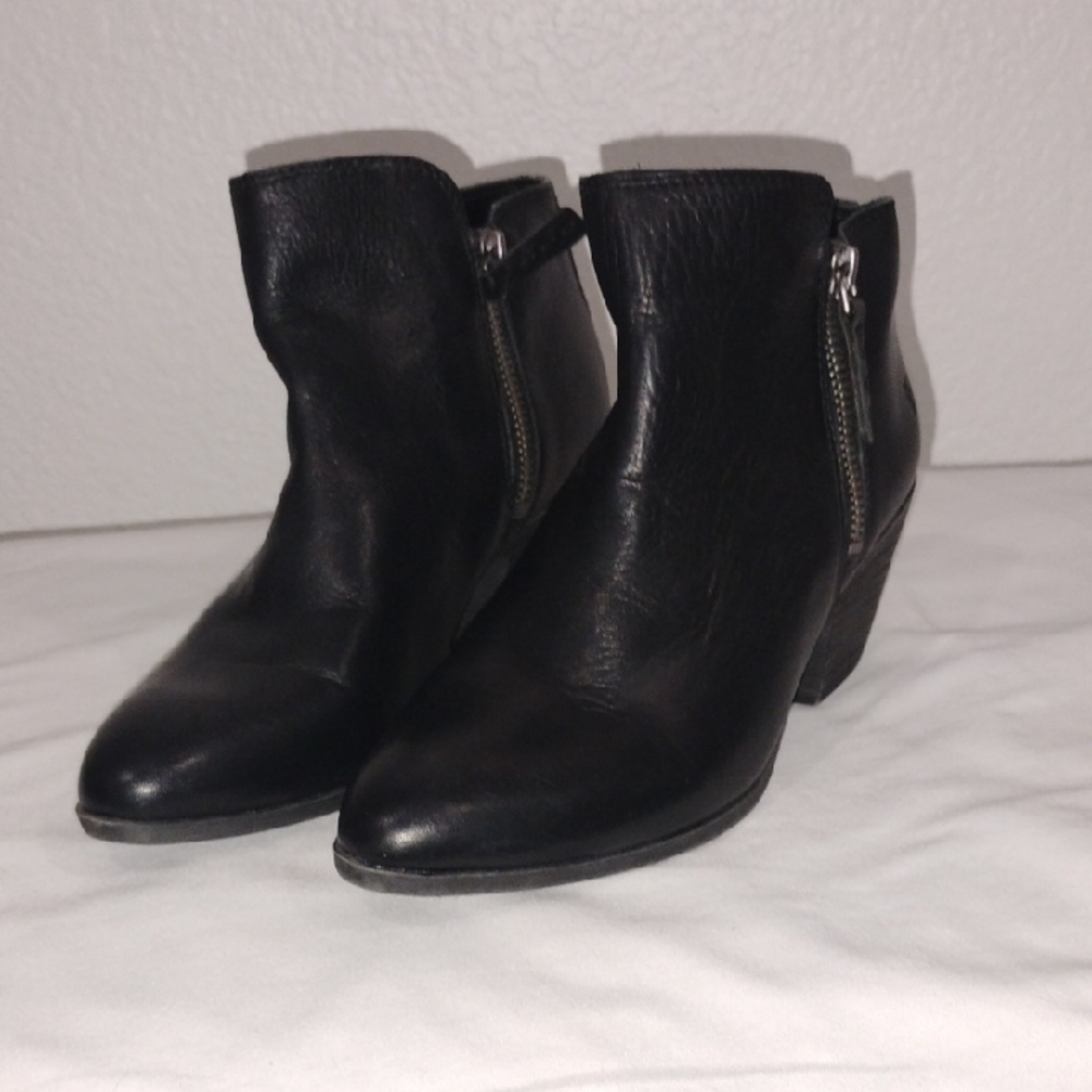 Elegant Black Ankle Booties
